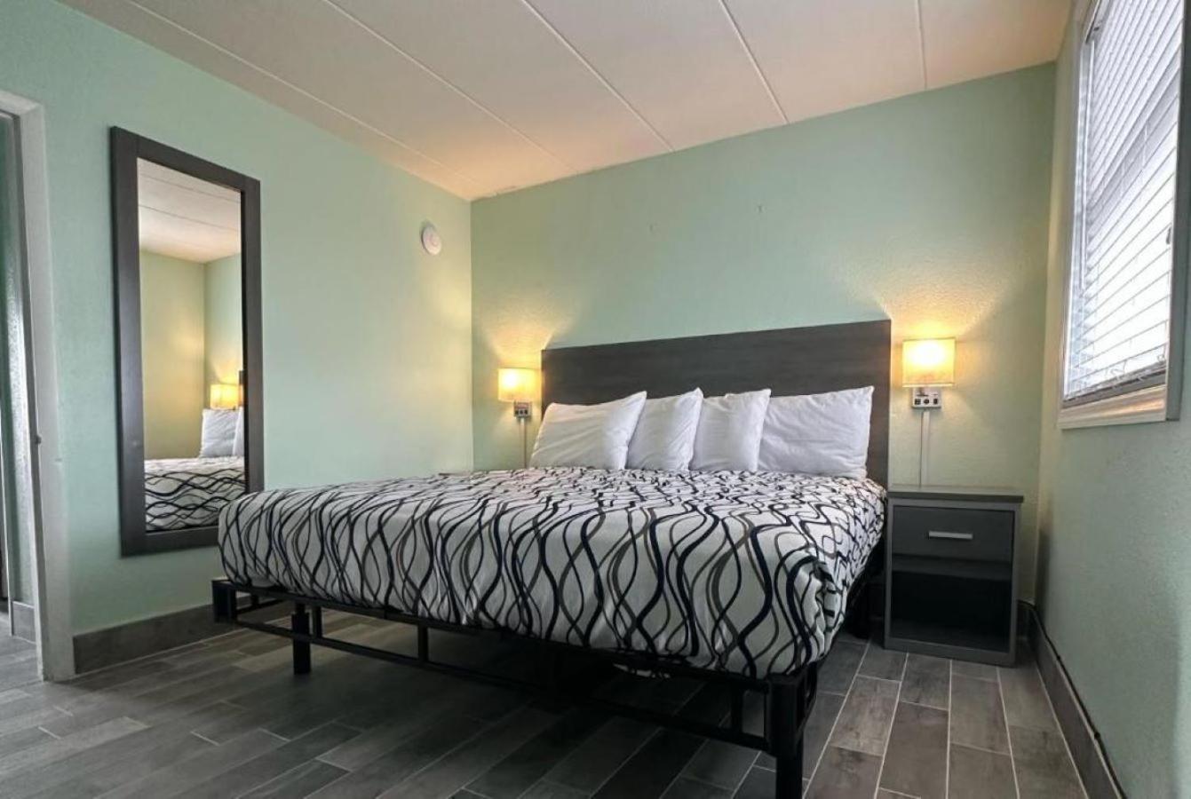Royal Canadian Motel Wildwood Ngoại thất bức ảnh