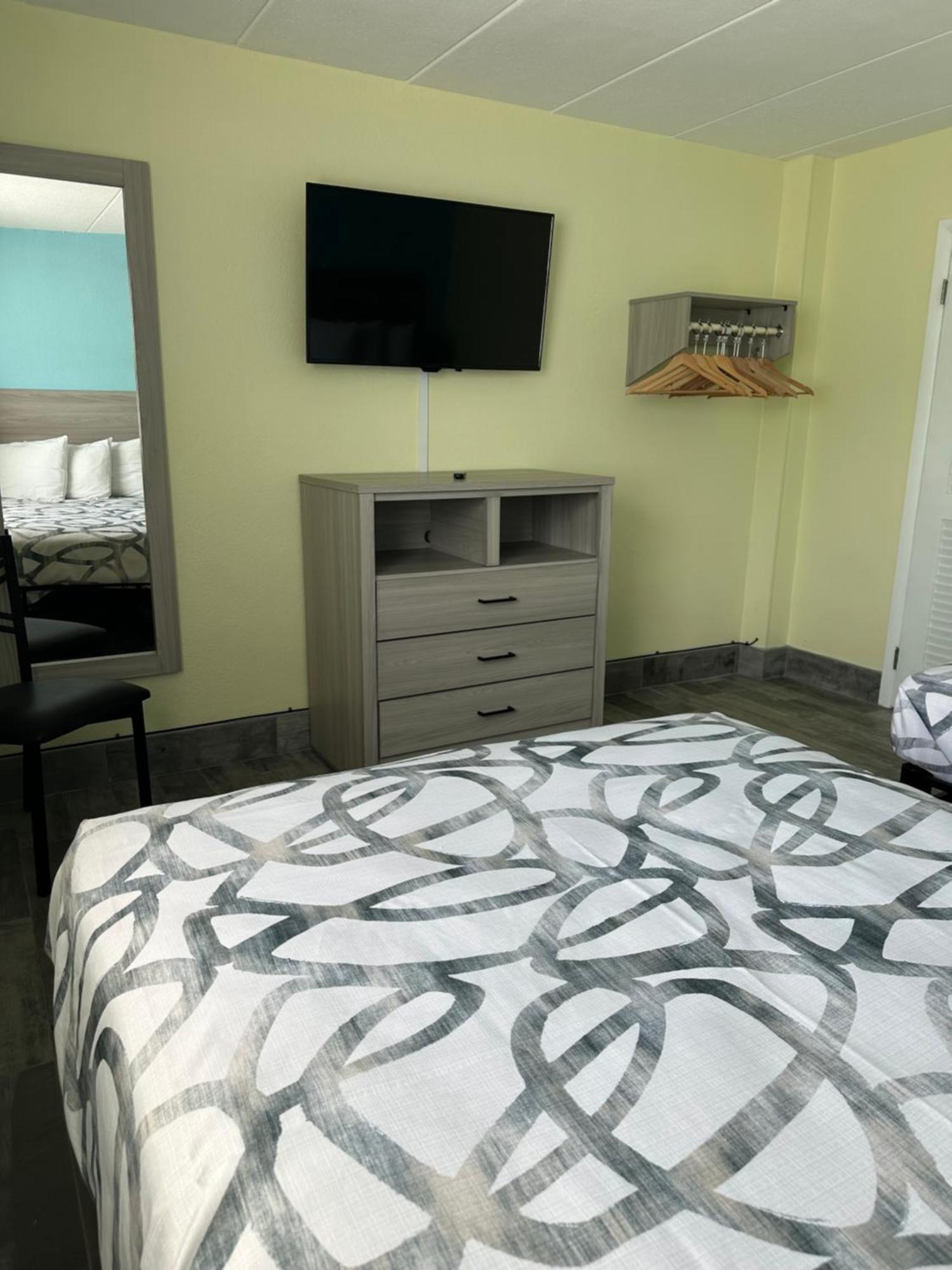 Royal Canadian Motel Wildwood Ngoại thất bức ảnh