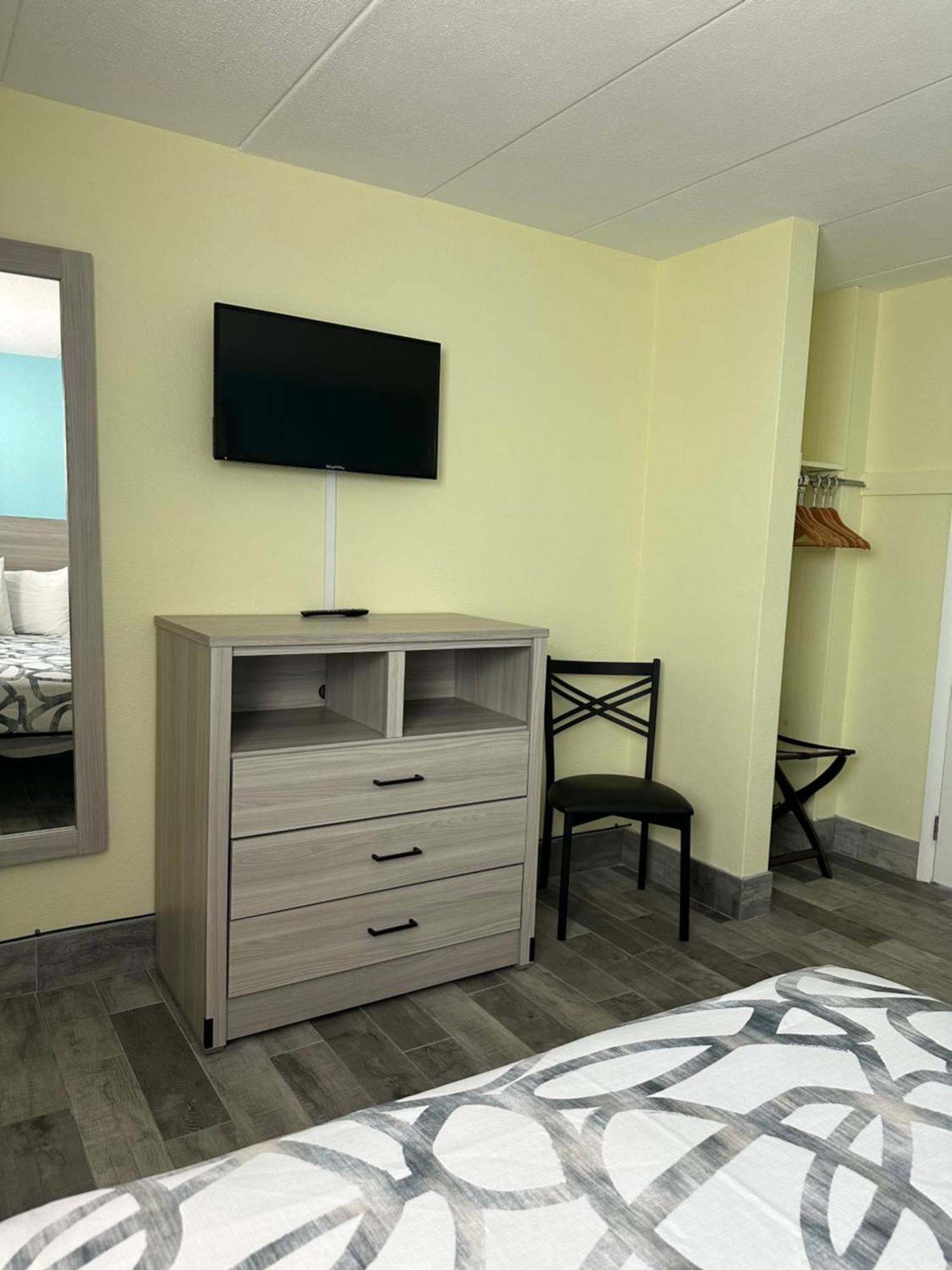 Royal Canadian Motel Wildwood Ngoại thất bức ảnh